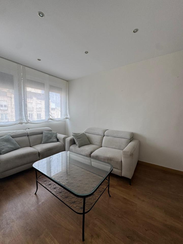 4216903-5d043ccd_on1jwp