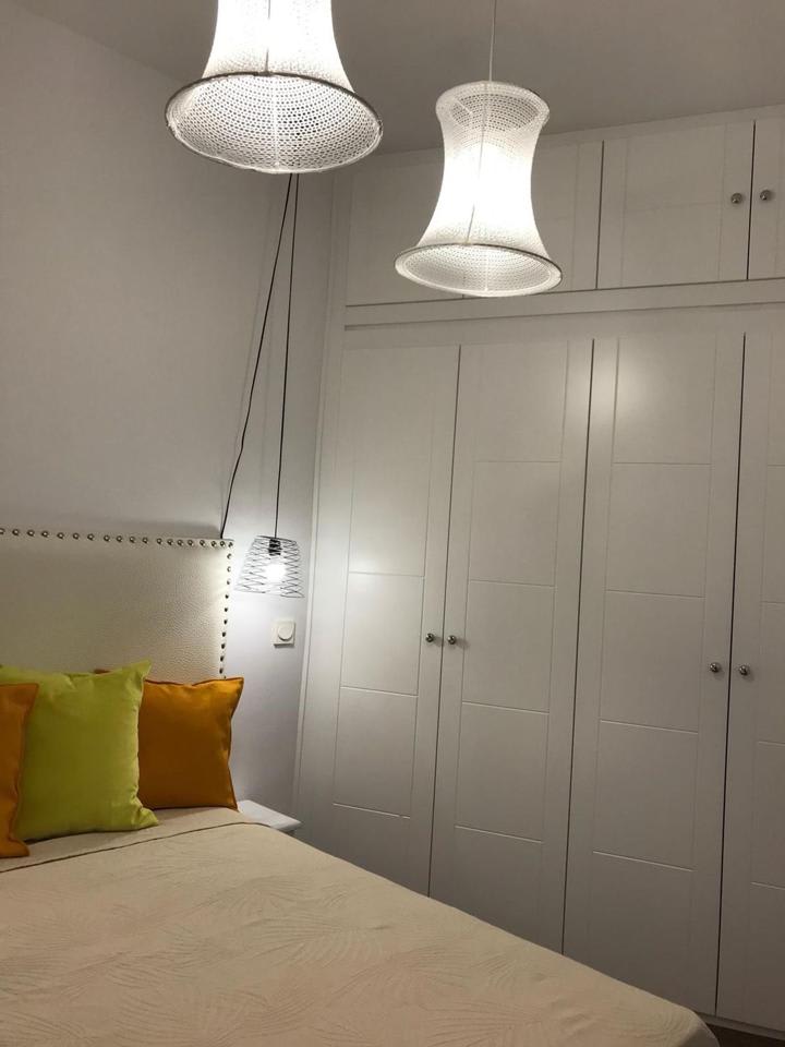 4220211-af80428d_iojqrz