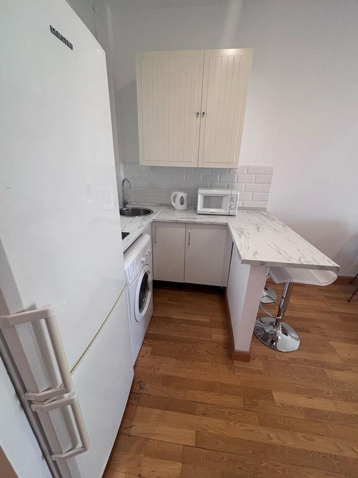 4219275-3d9993e8_hmtr5w