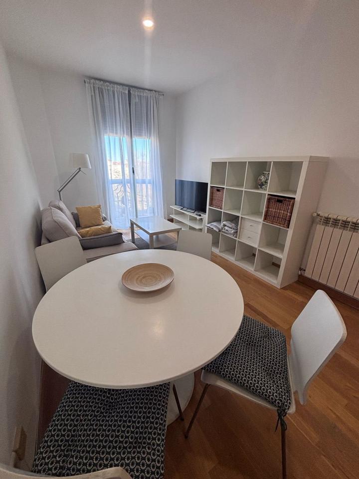 4219275-a20f8a63_lkyz0f