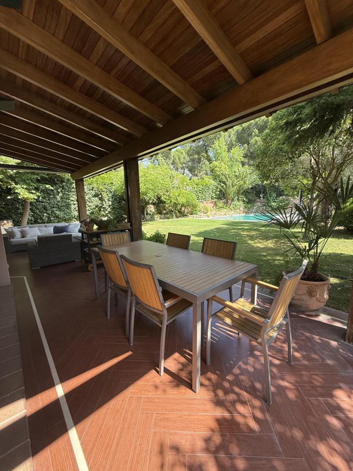 4216091-75c156e7_xznvec