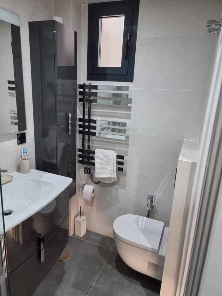 4222396-1a7e2d9d_klyphw