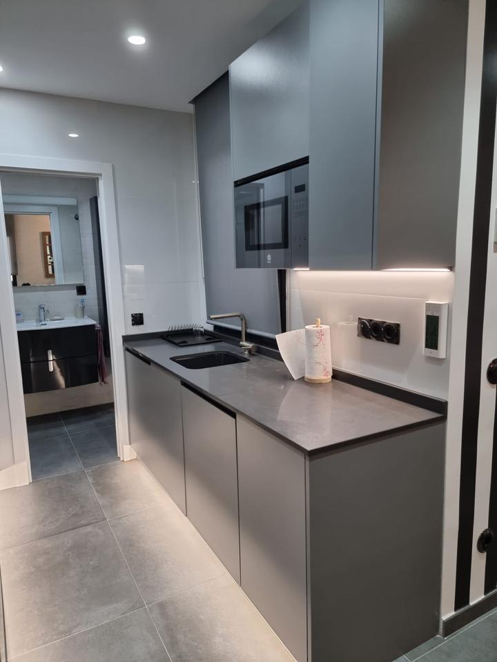 4222396-b48750a9_oiqgtz