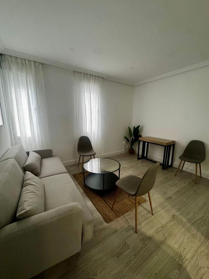 4223808-e6781cc7_pfeytw