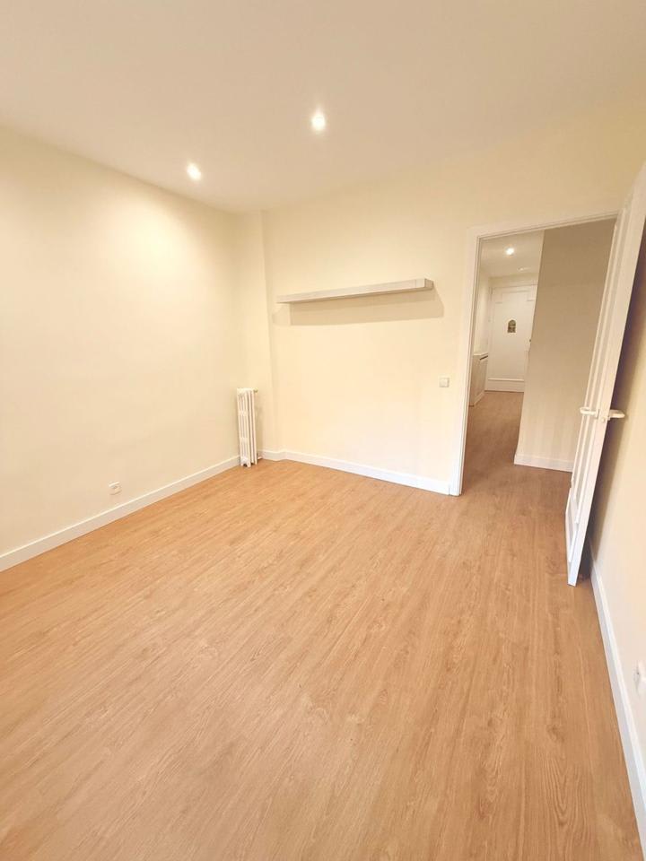 4223326-56ea5f57_izfrvs