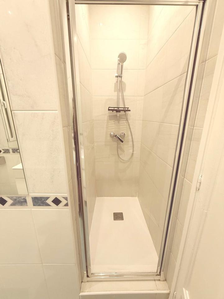 4223326-edf89934_lzopmv