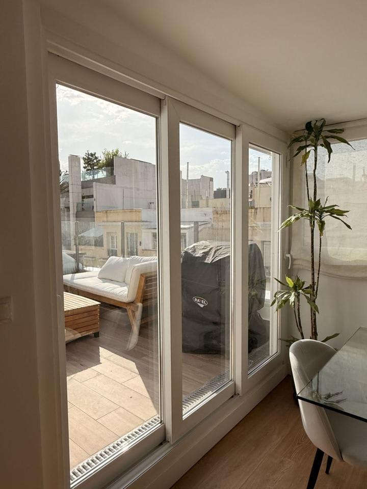 4225596-b23b1a5b_sxcafp