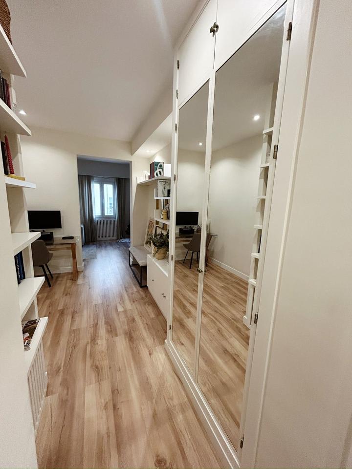 4225947-62393639_jv3ulx