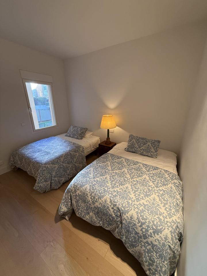 4225944-97a189b6_vh0v24