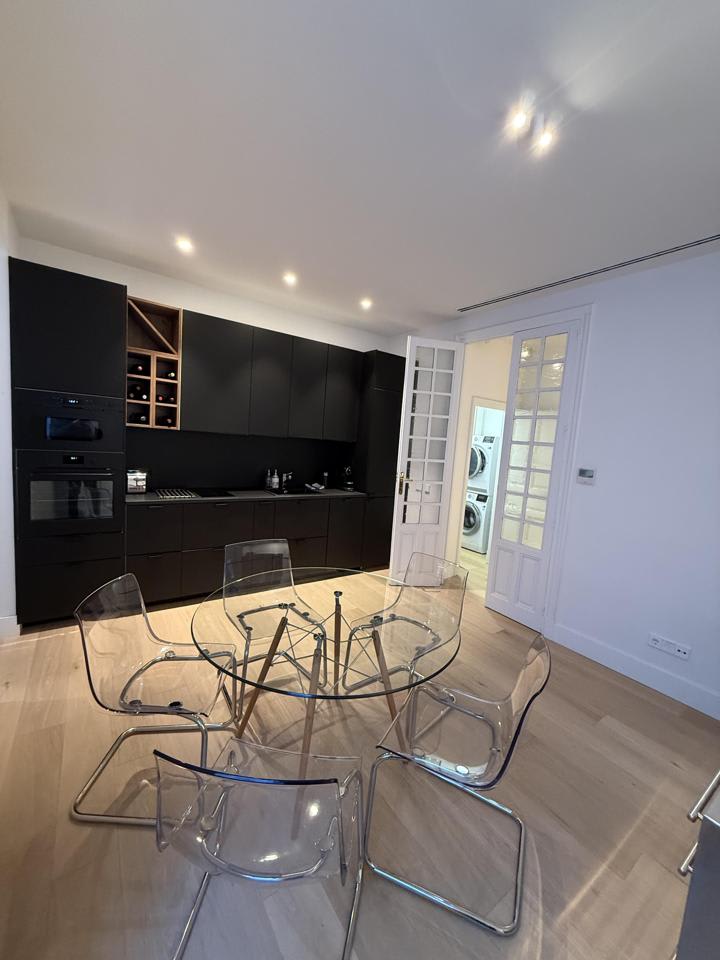 4225944-b9b62ebe_qh9ebg