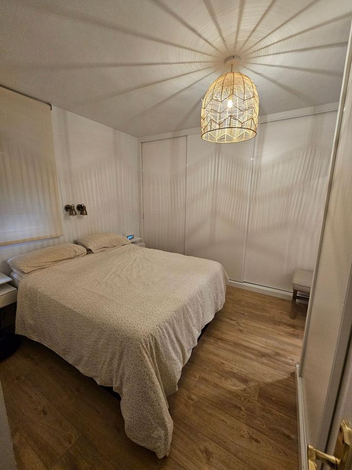 4227338-898a8971_jgczoy