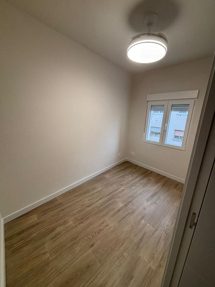 4227299-45860756_np0io9