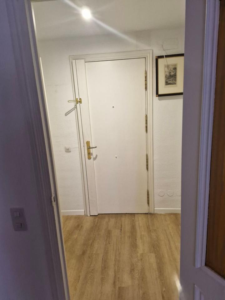 4227910-9f9306e2_swm0kv