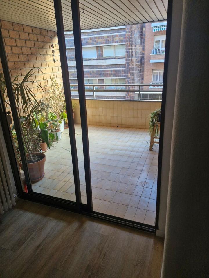 4227910-990916b9_zvaltg