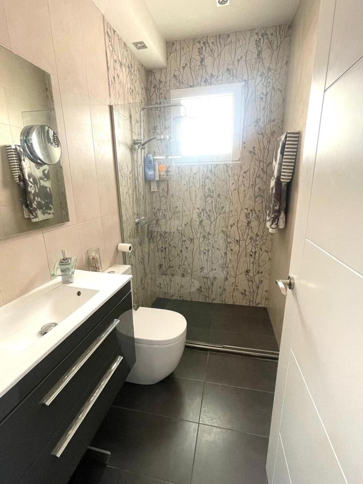 4228380-6a43623d_p6zw9l