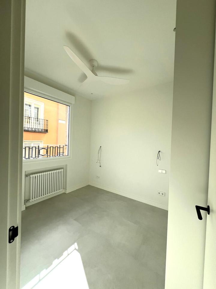 4228247-d0c2394e_np1ful