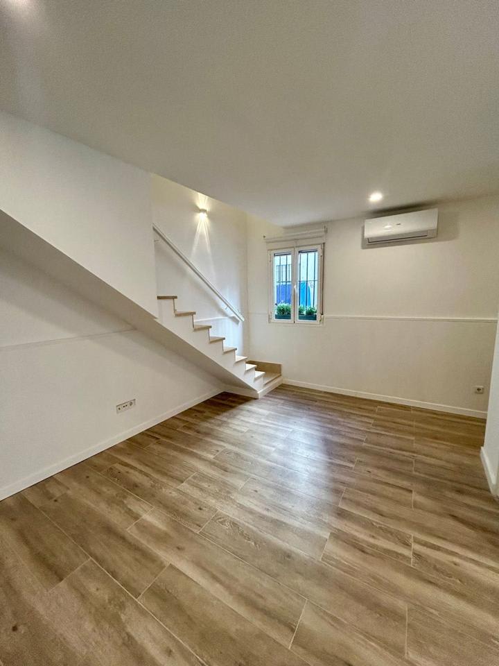 4232150-0376a273_fez4wv