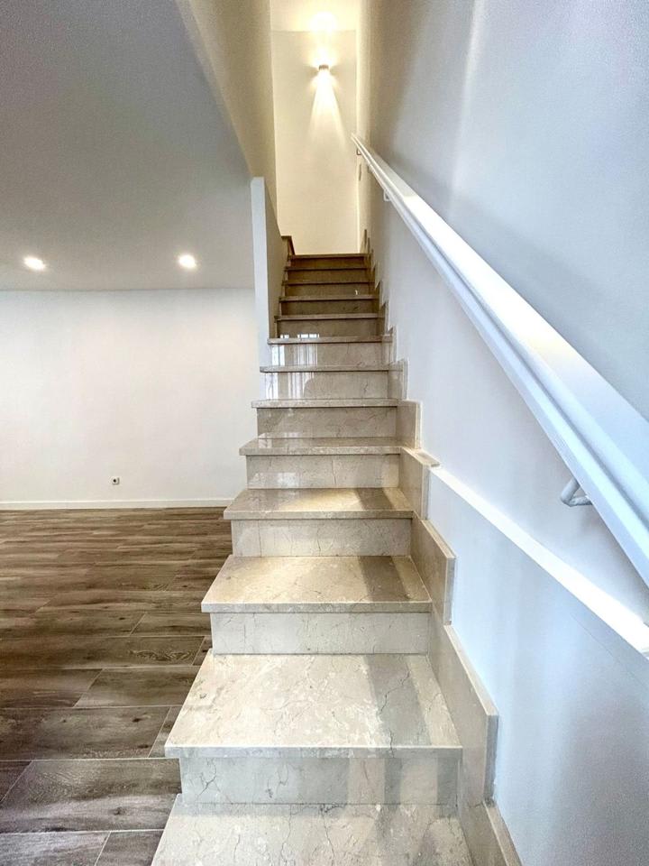 4232150-4f895e4a_plsiku