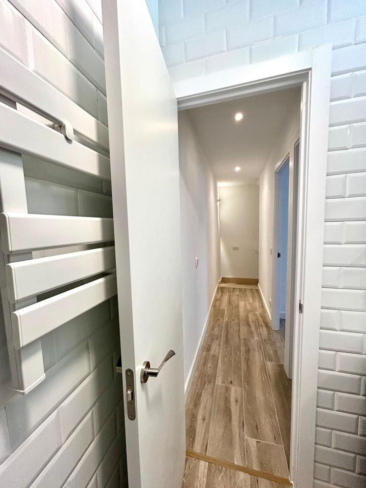 4232150-3a8f461d_mrclyn