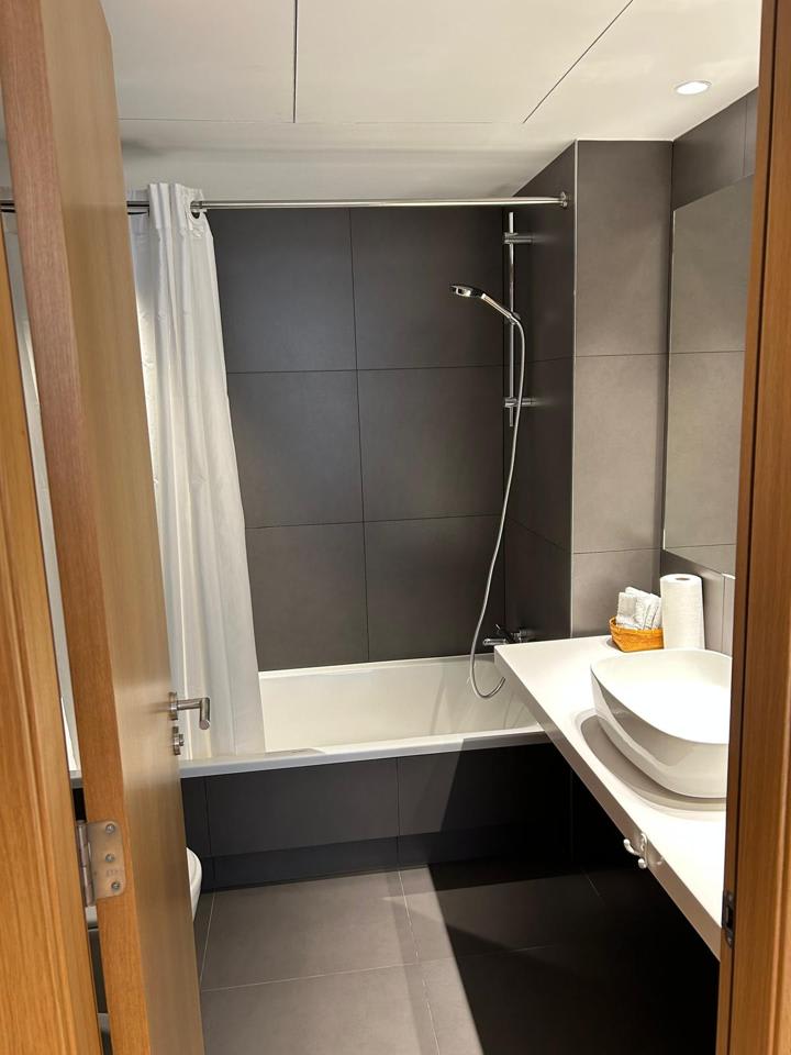 4232910-e1c6f5d3_dyiuqb