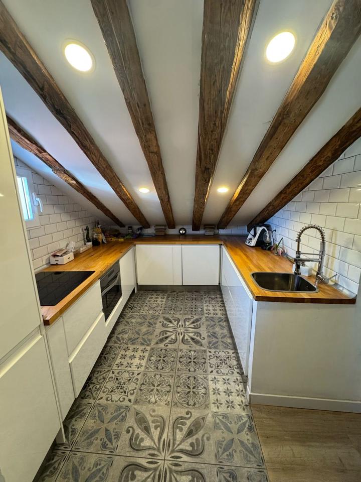 4232653-9bff942d_geghvj