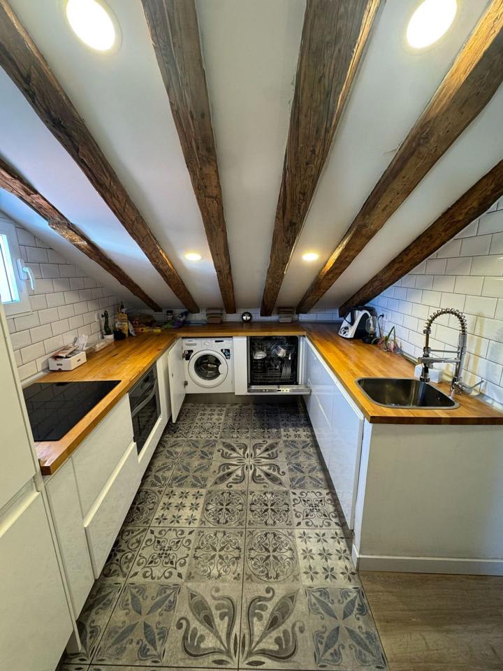 4232653-78932bfa_guvctm