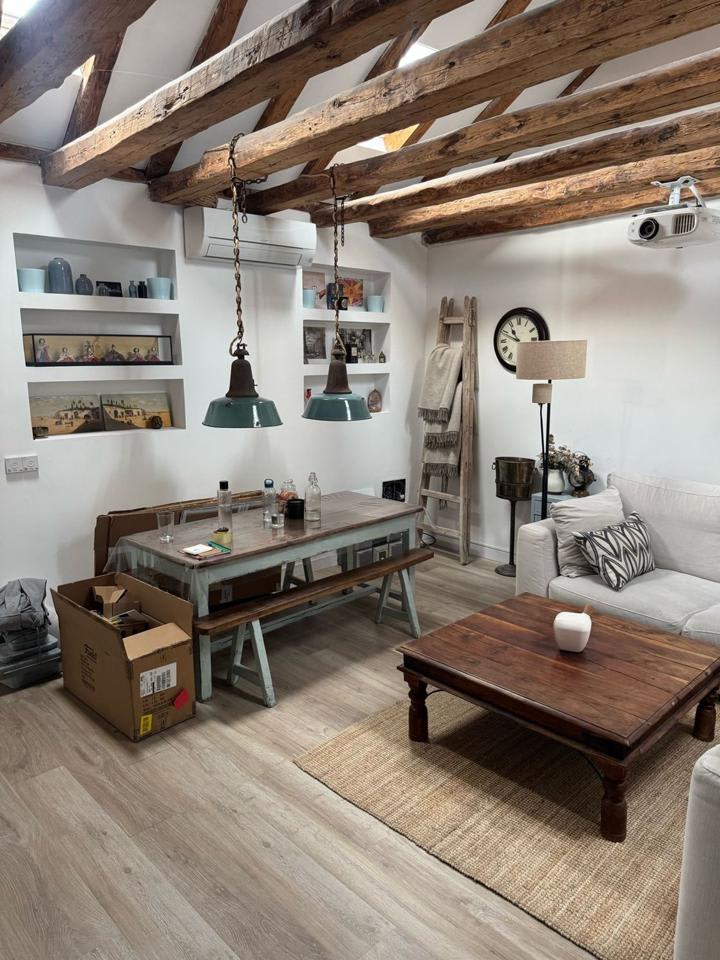 4232653-b9bc352f_i4py7b