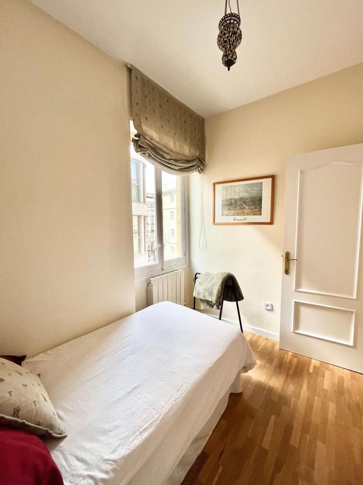 4233028-549a85e0_kdbzrx