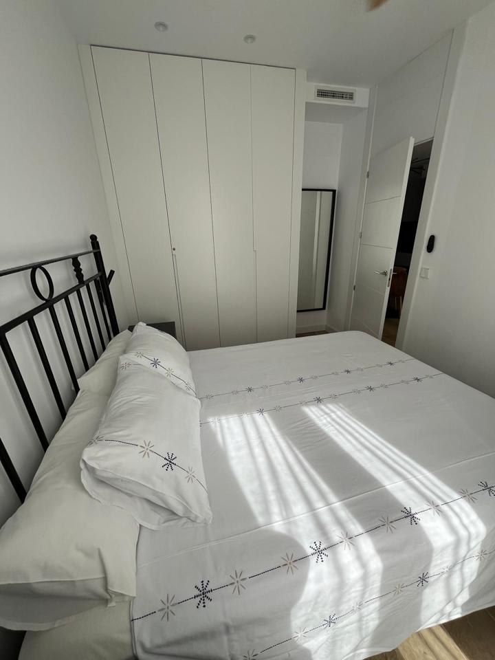 4234010-7a272fdb_bn4nwo