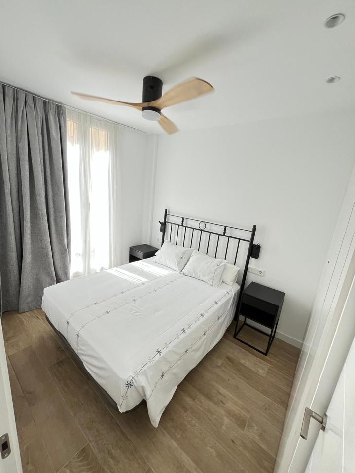 4234010-ffc61329_asuo0g