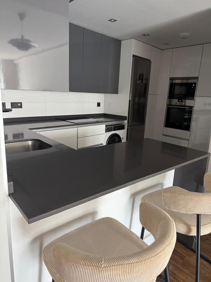 4236241-b37f975e_pr97xo