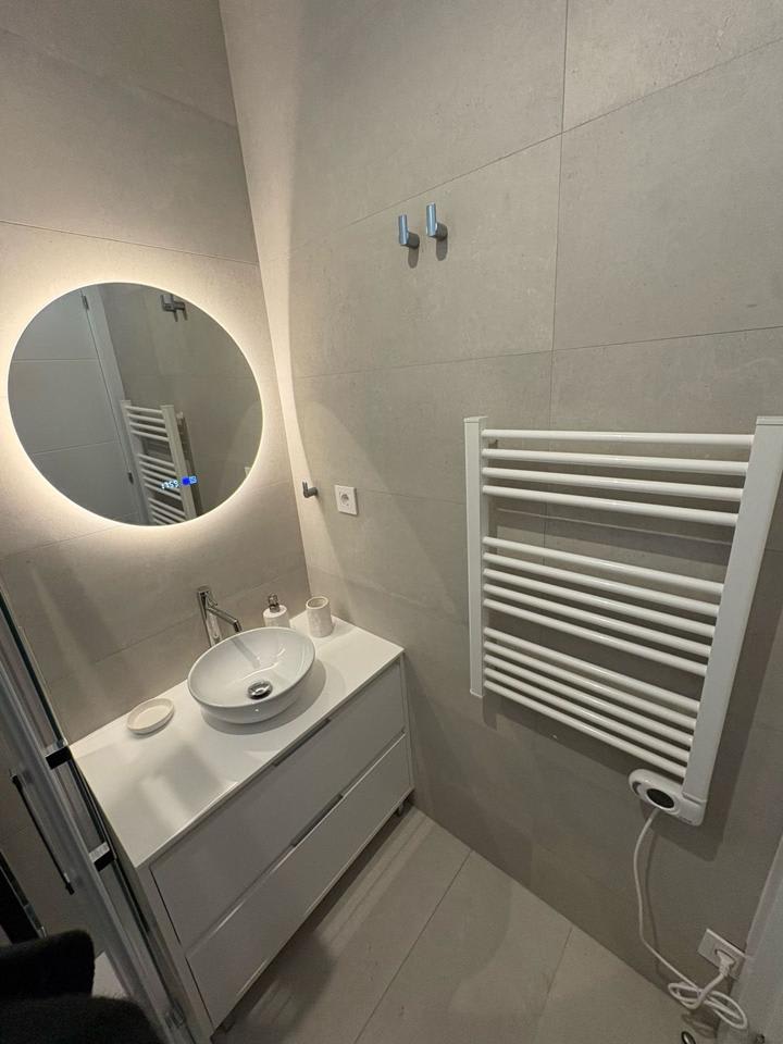 4237947-3169fd4c_aafjtx