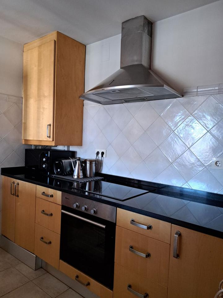 4238642-8c0956ed_jvc5ki