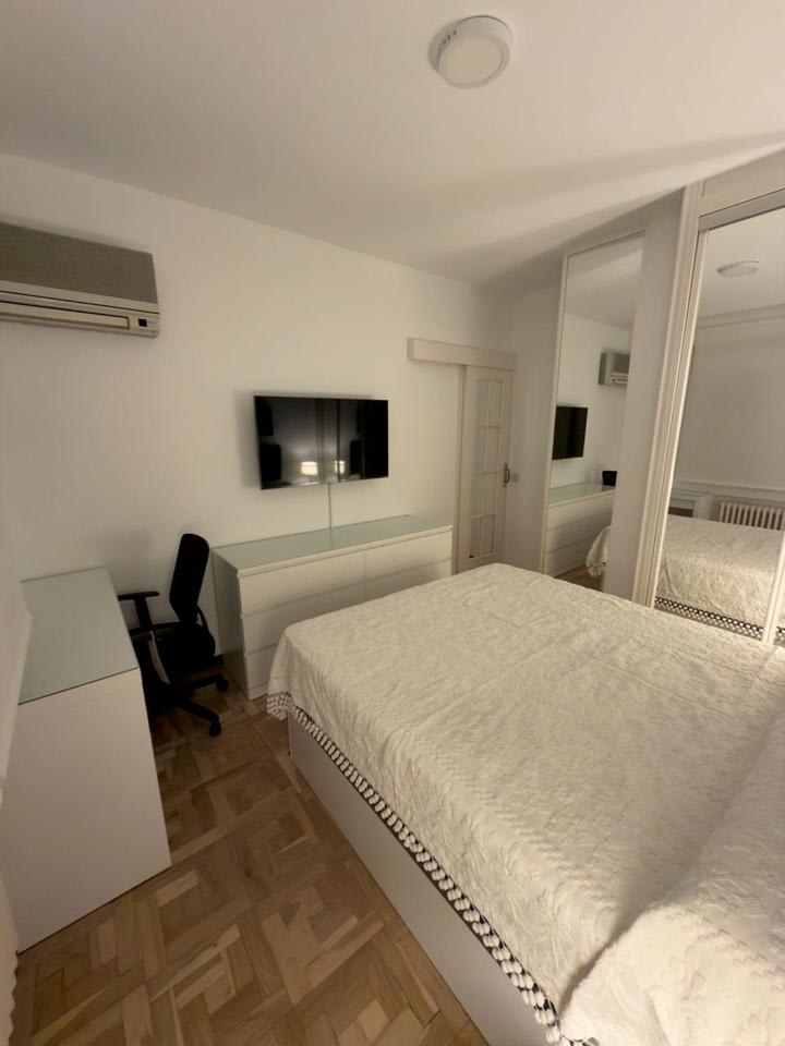 4238942-6b909a90_qtcgkm