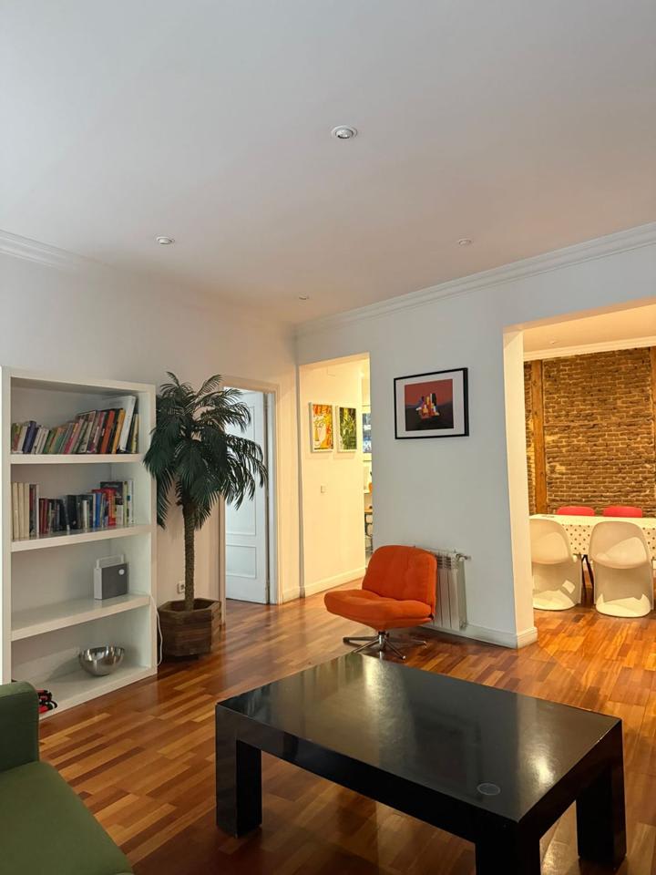 4240030-5f5a1520_goihuu