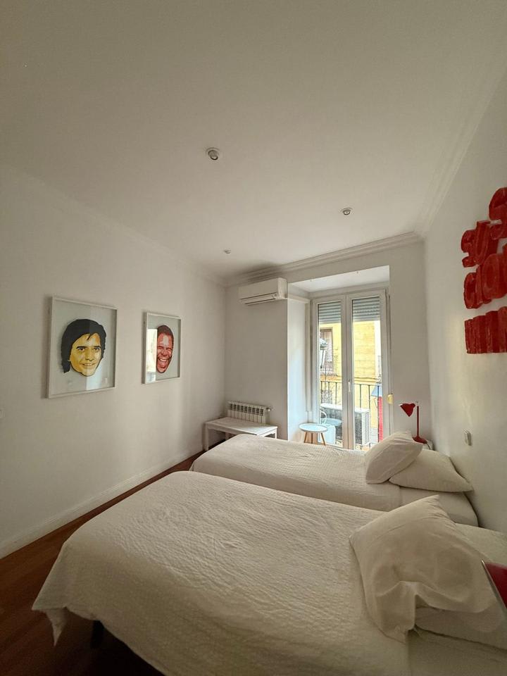 4240030-e281e2f8_gcyc2z