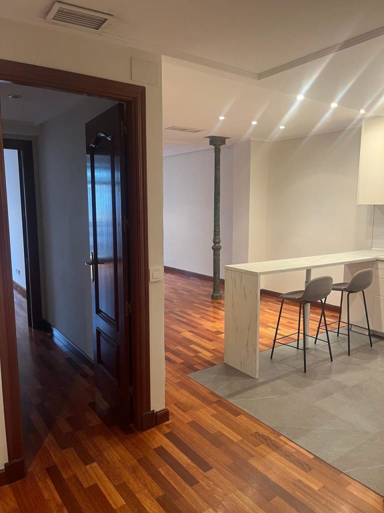 4221663-6d0703ad_ckrogx