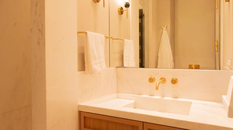 4217988-b0141536_gyipdc