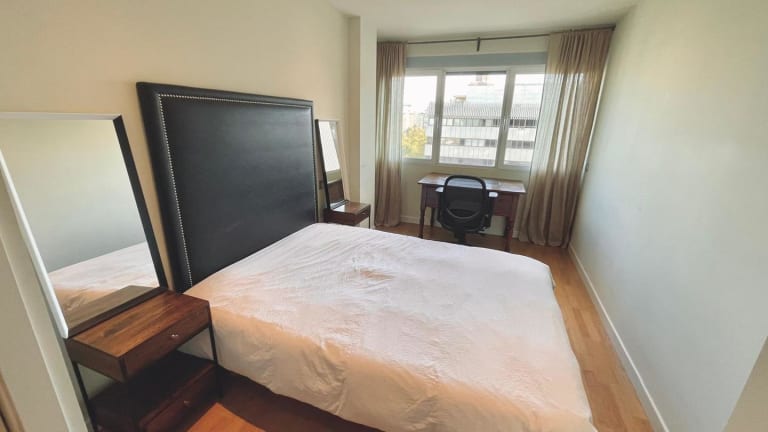 4215891-f7172974_d9r1xd