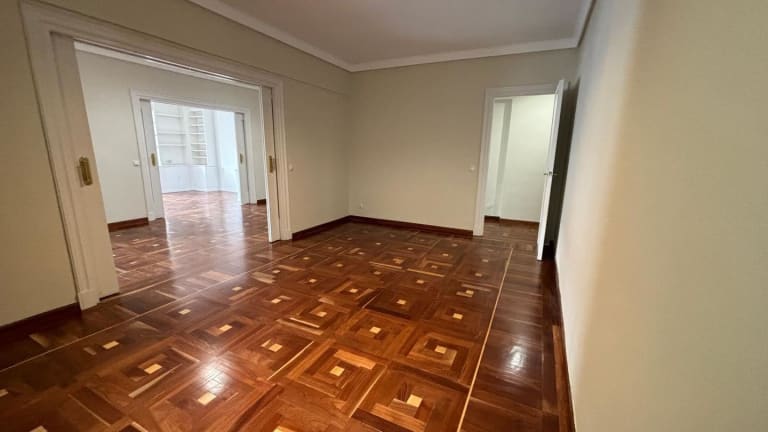 4232988-4f4d1bb7_xx13ve