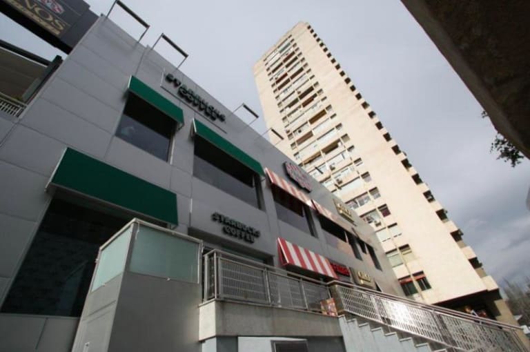 4221179-159e6081_oq0pus