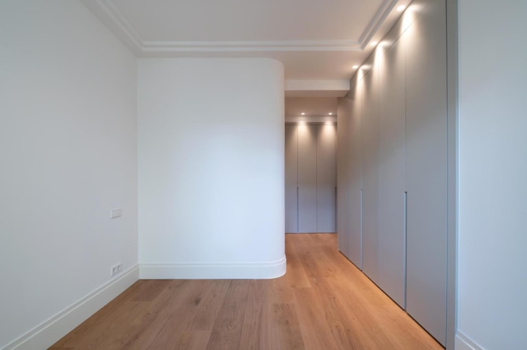 4235511-5a12cb76_s1mope