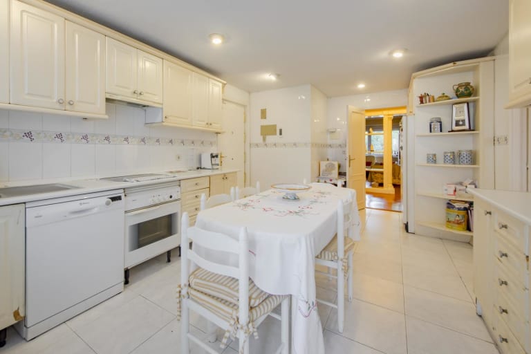 4214242-ff63d3db_tvewjp