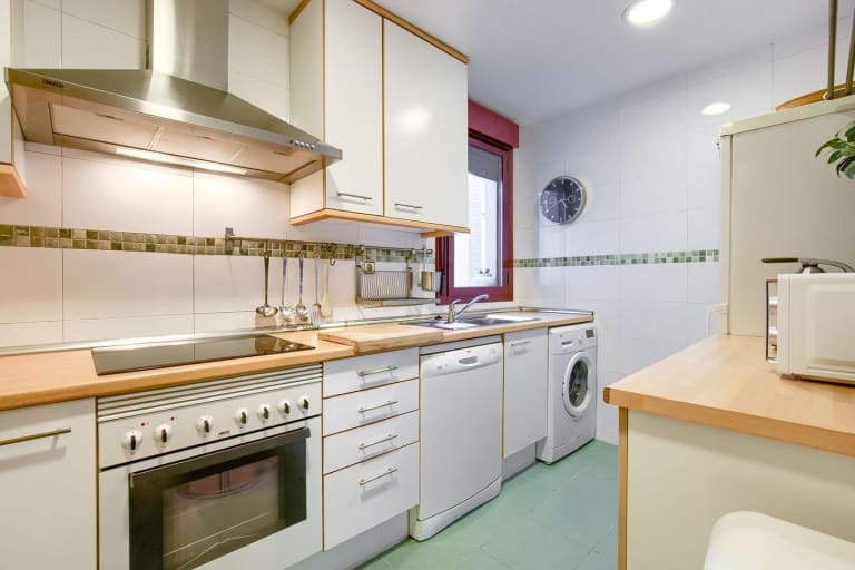 4215251-03786403_goords