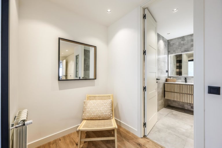 4215304-c6c4c319_hde5kk