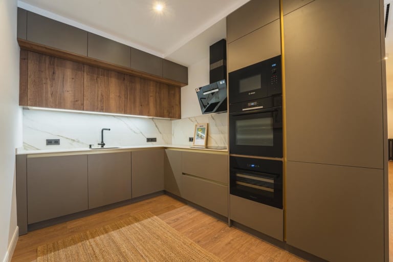 4215721-6bce314e_fq99er