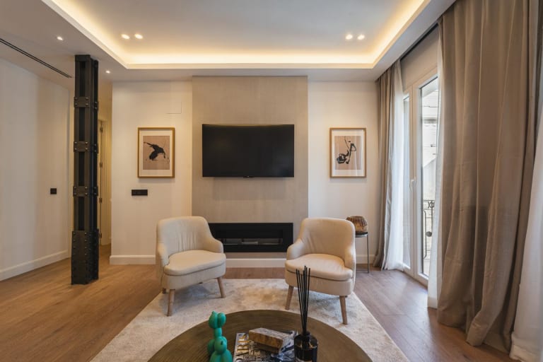 4215721-5b1aea50_qsgaug