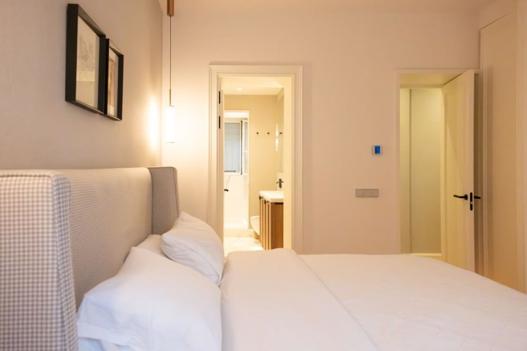 4218071-7a74e75f_yihicg