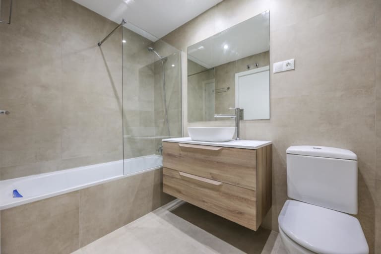 4227631-f458a21b_lywqj3