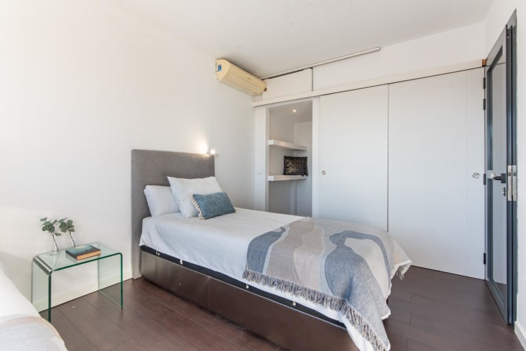 4227624-02501db9_kf8fdd